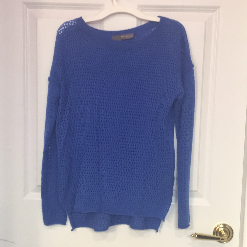 360 sweater blue long sleeved top